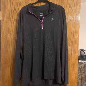 Black Long Sleeve Athletic Pullover